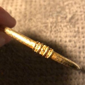 Julie Vos gold bangle